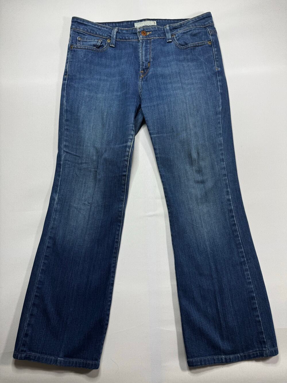 Levi's 545 Women's Low Bootcut Blue Denim Jeans - Size 10 Medium (32x29)